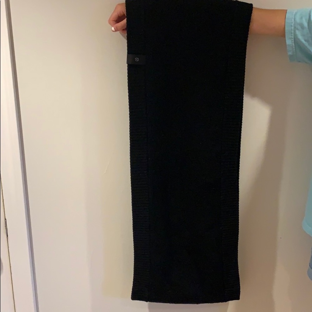 Lululemon Infinity Scarf